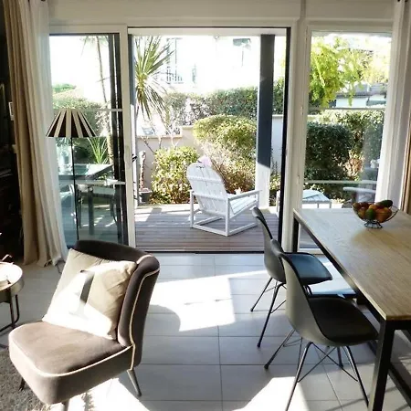 - 13 Apartament Arcachon