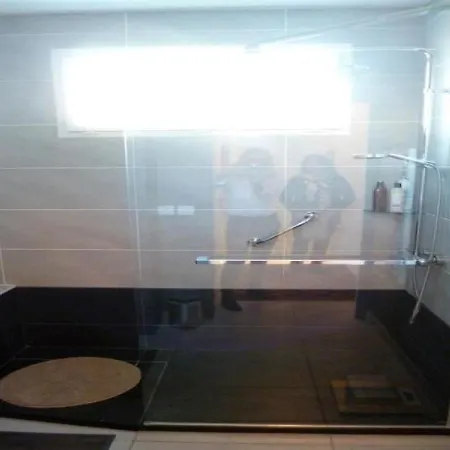 Apartament - 13 *